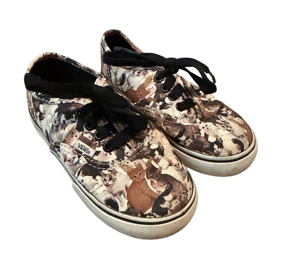 Vans Authentic ASPCA Cat Print Toddler Size 9 Shoes Sneakers Rare Hearts Kitties